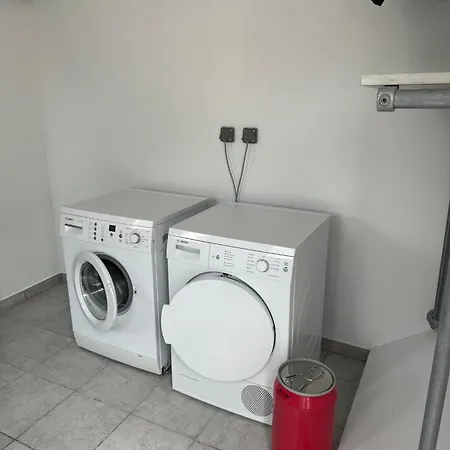 Maisonnette Independante * شومونت