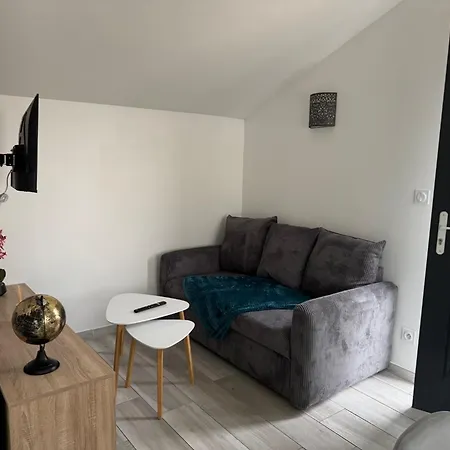 Appartement Maisonnette Independante